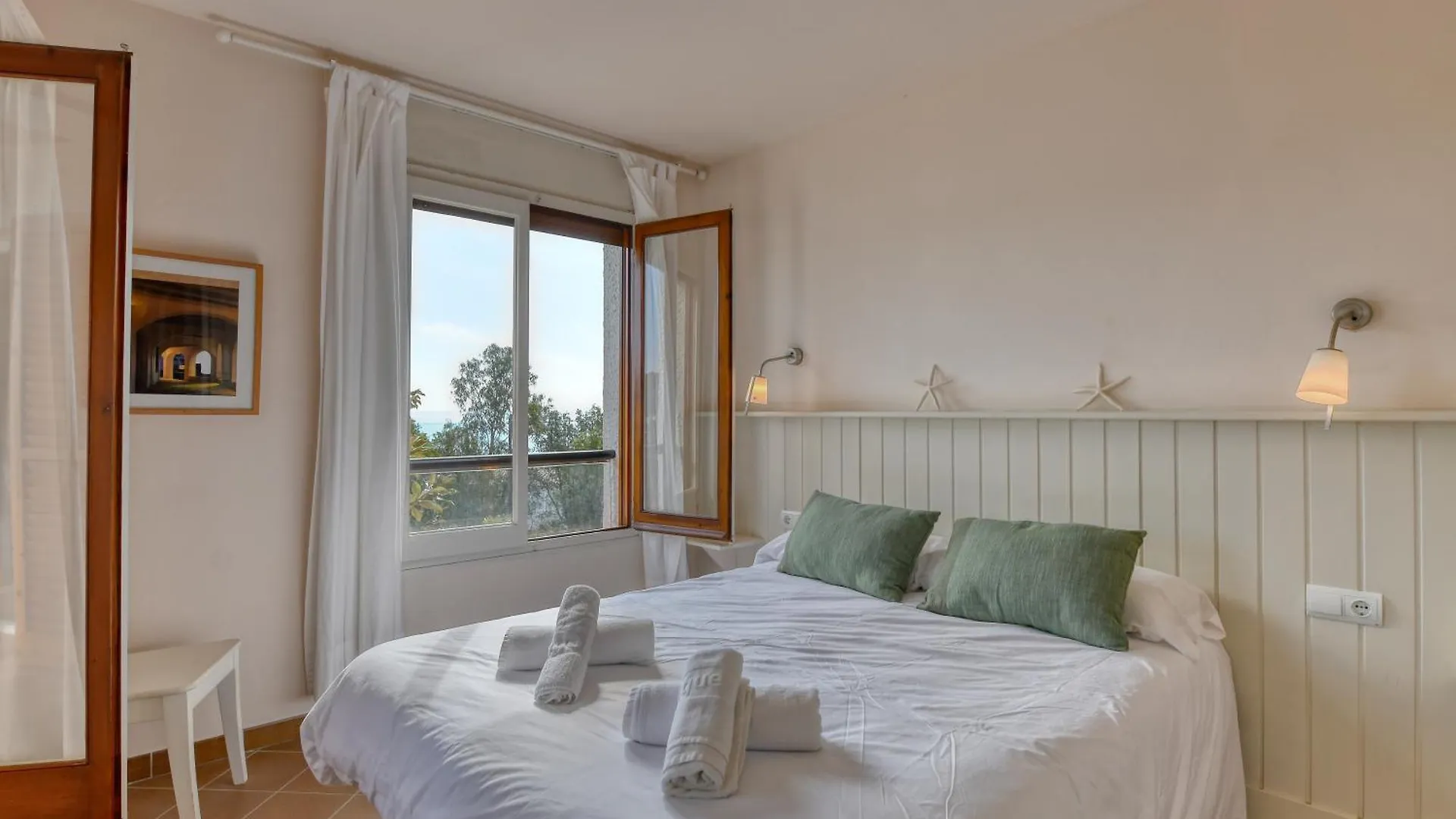 Panoramic Sea Views Apartment Calella De Palafrugell Spain